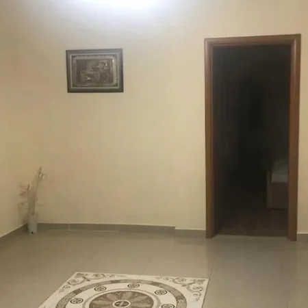 Hotel Caushi
